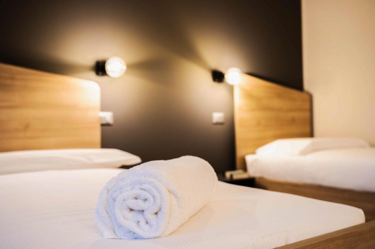 Aparthotel Terranova49 Novara Zewnętrze zdjęcie